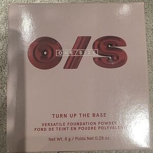 ONE/SIZE Turn Up The Base Versatile Powder Foundation In Light Rosy Undertones